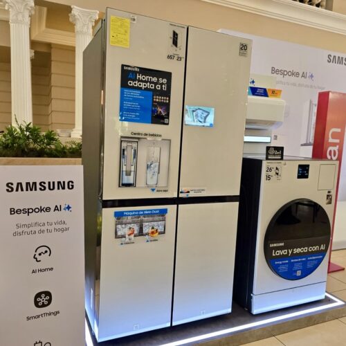 La nueva refrigeradora Bespoke AI de Samsung. Un ejemplo de cómo la inteligencia artificial transforma la gestión de alimentos y el ahorro energético en casa. Foto: cortesía.