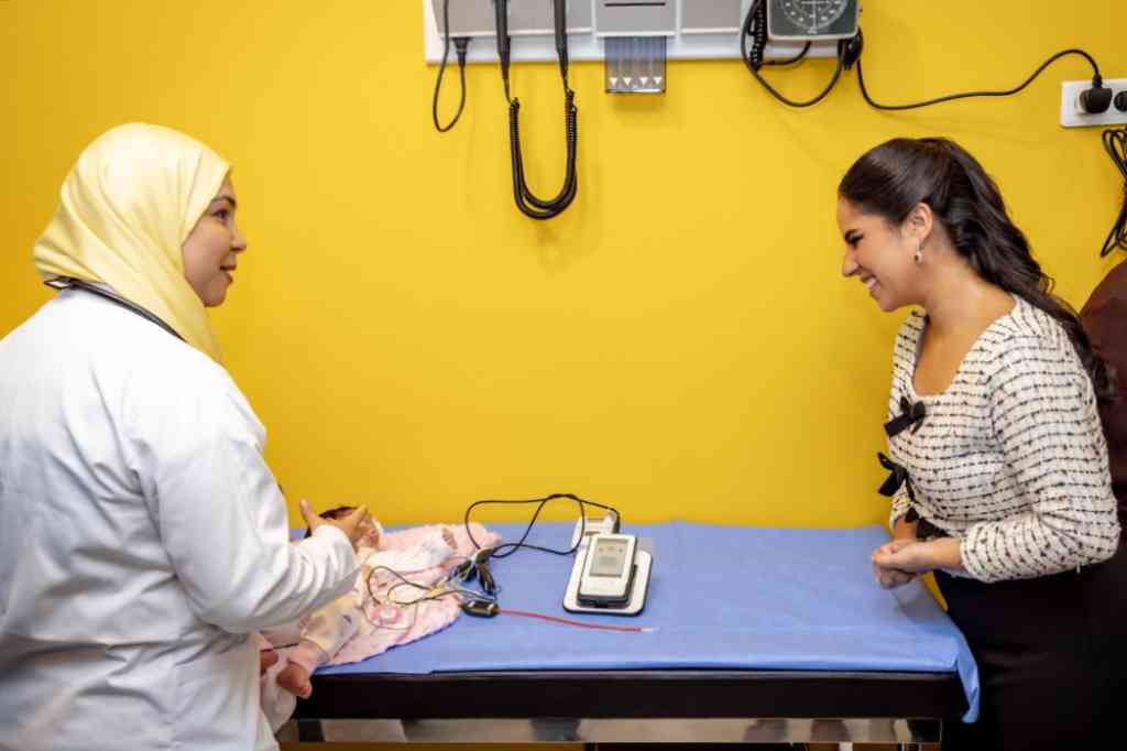 La Primera Dama Gabriela de Bukele y la Princesa Lalla Asmaa en la Fundación Lalla Asmaa para Niños Sordos en Rabat. Foto: Casa Presidencial.