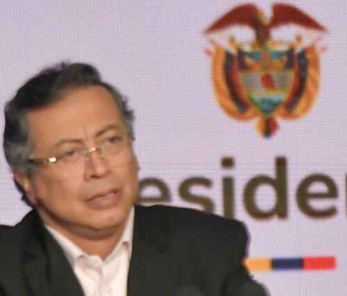 El presidente Gustavo Petro convoca a consultas al embajador de Colombia en EE.UU. para revisar la agenda bilateral entre ambos países. Foto: Presidencia de Colombia