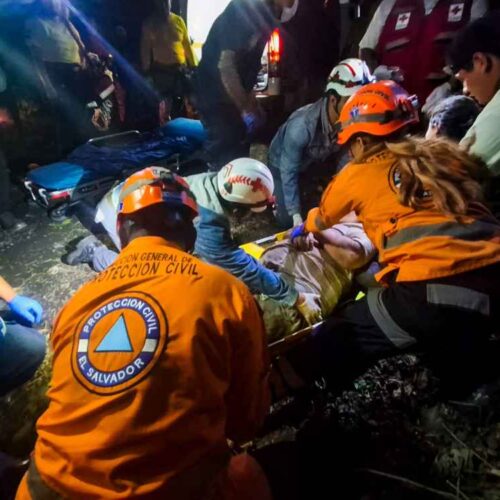 Autoridades de Protección Civil extienden el Plan Vacación por la gran cantidad de turistas. Foto: Protección Civil.