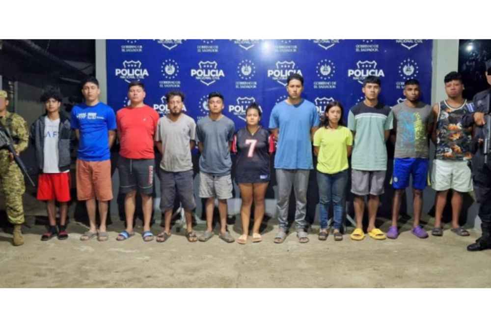 La PNC y la FGR desarticularon a una banda dedicada al robo de motocicletas. Foto: Gustavo Villatoro, ministo de Justicia y Seguridad.