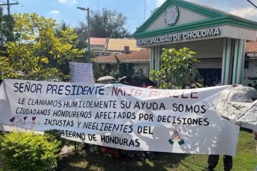 Inversores afectados en Choloma,, piden la intervención de Nayib Bukele. Foto: cortesía.