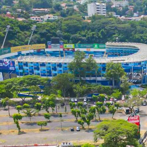 El Cuscatlán listo para el partido entre #LaSelecta y Panamá. ¡Una noche donde el apoyo de la afición será clave! Foto: Secretaría de Prensa