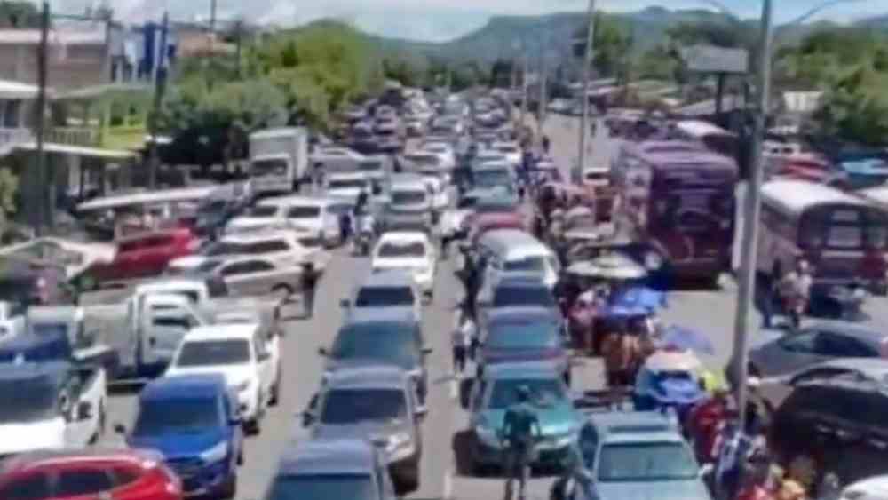 La mejorada imagen de seguridad en El Salvador atrae a hondureños que evitan riesgos en su propio país. Captura de pantalla