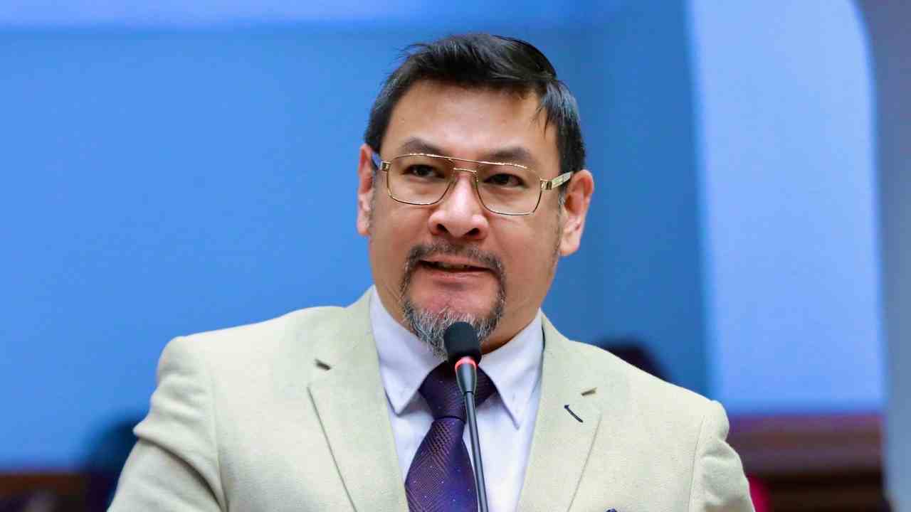 El congresista Luis Gustavo Cordero Jon Tay presentó el proyecto de ley el 14 de octubre de 2025. Foto: Cortesía Congreso de Perú.