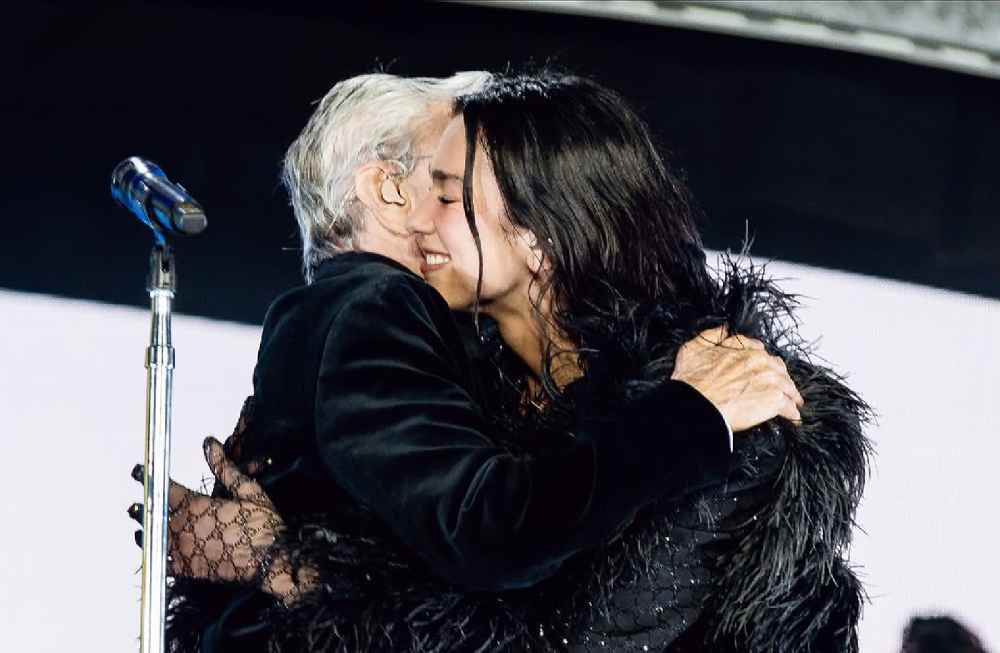 Una fusión épica se gesta en Brasil: Dua Lipa graba un video musical con los íconos Caetano Veloso y Carlinhos Brown, mezclando el pop global con la riqueza rítmica brasileña. Conoce los detalles de este crossover. Foto: Dua Lipa / X