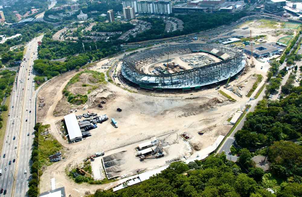 El Nuevo Estadio Nacional de El Salvador avanza a "paso firme" según el presidente de INDES, Yamil Bukele, quien destacó la importancia de esta moderna infraestructura para el desarrollo del fútbol nacional. Conoce todos los detalles del megaproyecto. Foto: Yamiñ Bukele / X