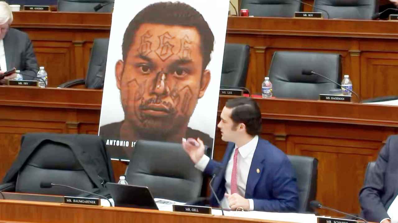 Antonio Israel Lazo-Quintanilla, 28 años, fue detenido por ICE el 11 de noviembre de 2025 en Maryland. Está solicitado en El Salvador por homicidio agravado y pertenencia a organizaciones terroristas. Foto: Captura de pantalla.