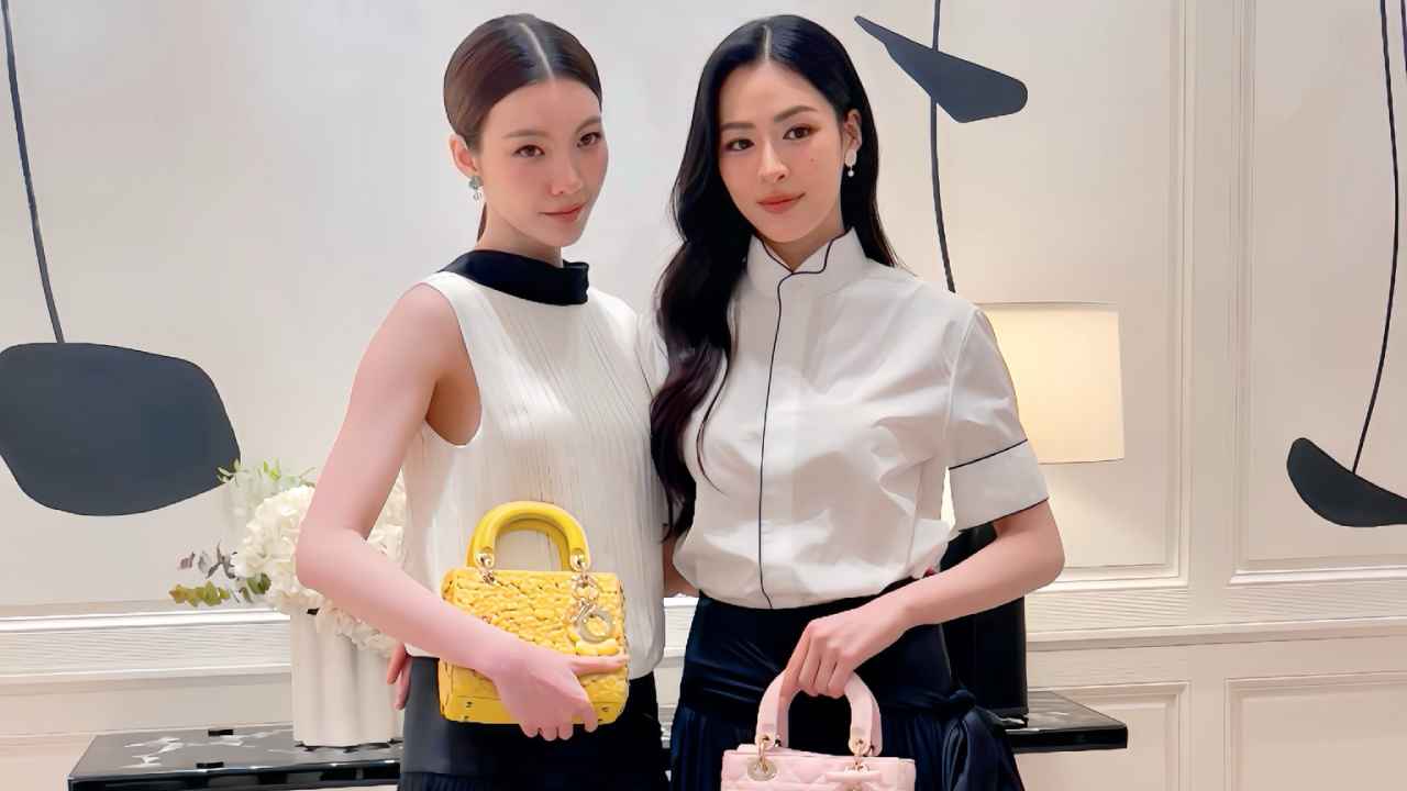 Las actrices tailandesas Lingling Kwong y Orm Kornnaphat (LingOrm) causaron revuelo global en X al asistir con looks de alta costura a la reapertura de la boutique Dior en Macao, convirtiendo la etiqueta #LingOrm_DiorMacau4Seasons en tendencia mundial. Foto: X